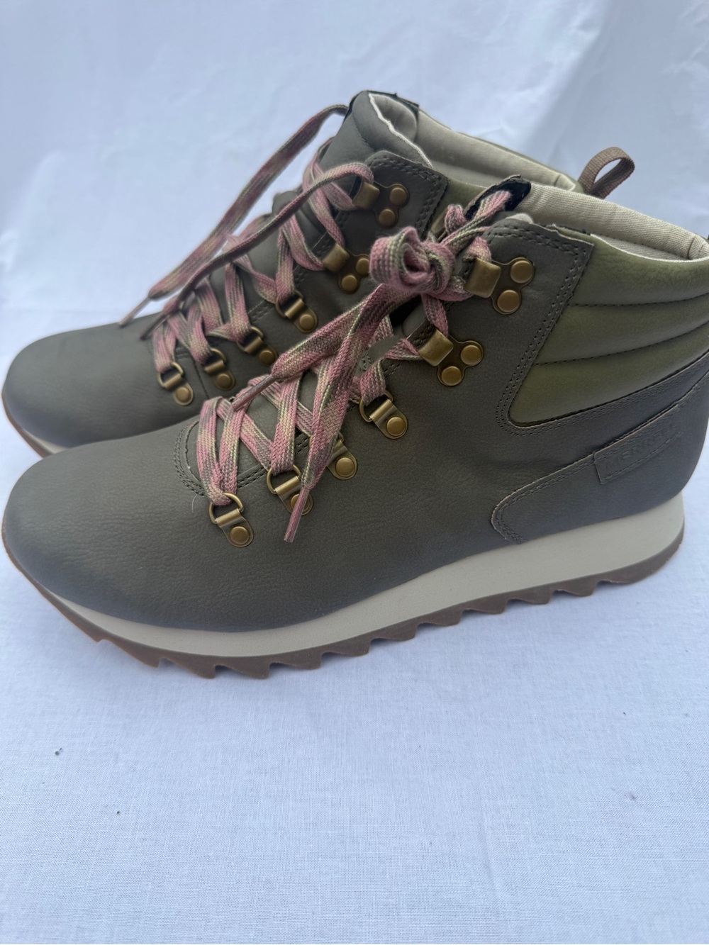 Merrell Olive Green Ankle Rain Boots with Pink Laces